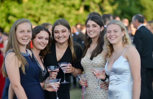 1532326611196663.png blob.png