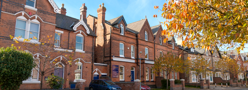 1547388072458624.png mpw-birmingham-tailored-not-uniform.png